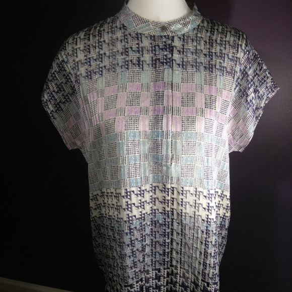 Beautiful cabi Spring 2014 Astor Blouse ♥ - Picture 2 of 8